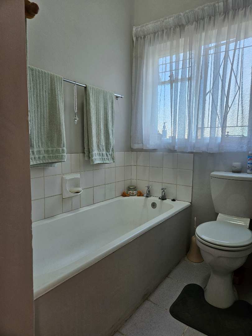 5 Bedroom Property for Sale in Fairbridge Heights Eastern Cape